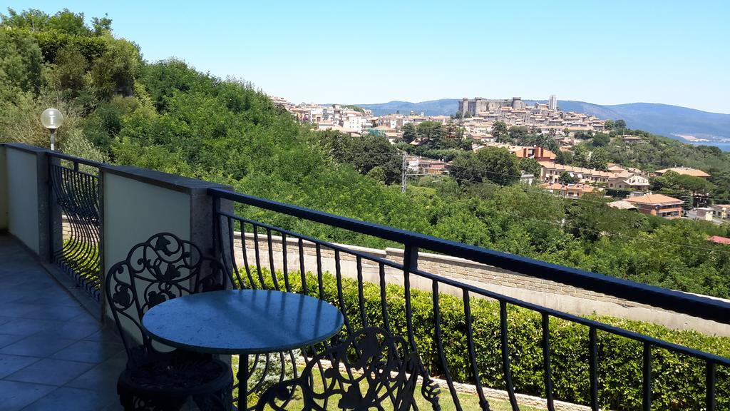 The White Villa Bracciano  Bilik gambar